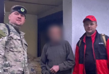наряди поліції, пенсіонер,