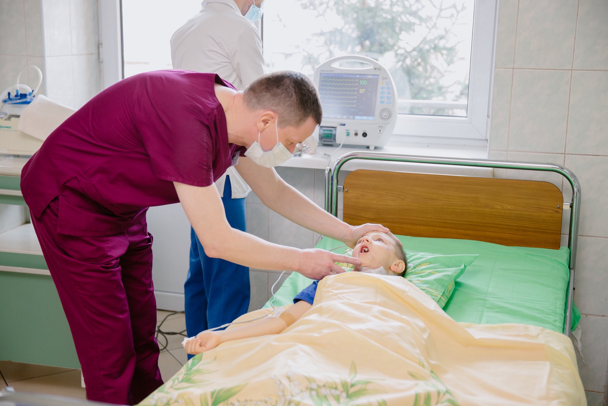 Свято, фахівець