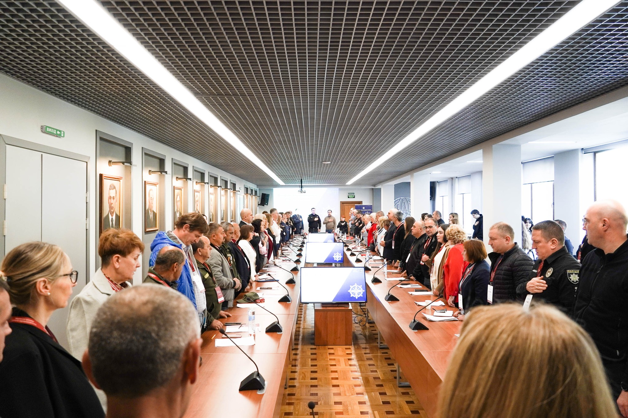 захід, ромська громада