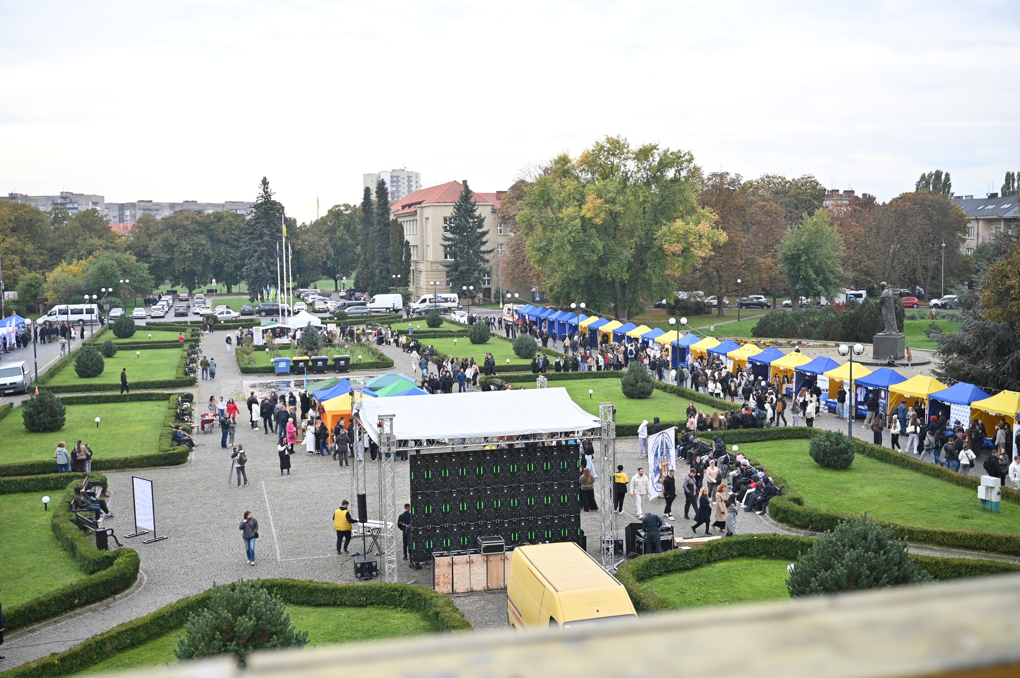 площа, освітні тренди
