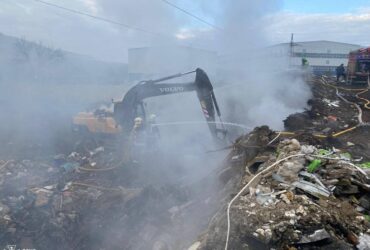 рятувальники, сміттєзвалище