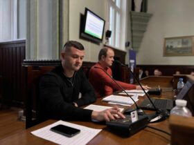 міська громада, чоловіки