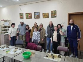 глиняні вироби, люди