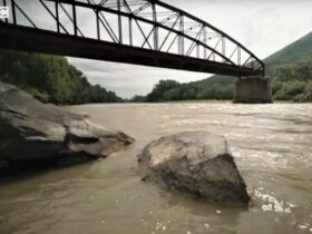 мост, річка