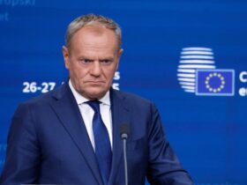 прем’єр, заява