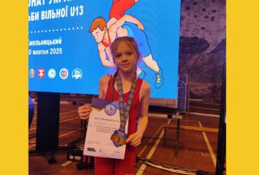 дівчинка, нагорода