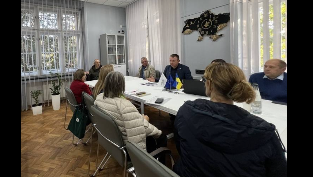 мешканці, робоча нарада