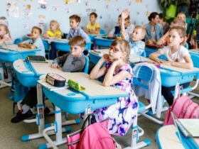 першокласники школярі