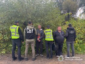 правоохоронці, підозрювані