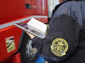 емблема, людина