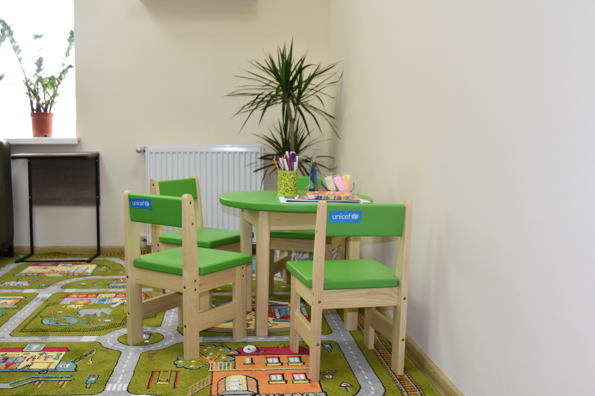 дитяча кімната, стільці