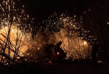 ніч, вибухи