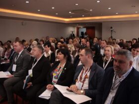 люди, подія