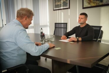 чоловіки, кабінет