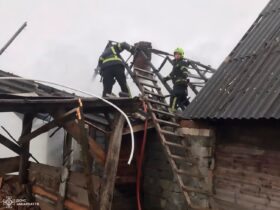 сарай, вогнеборці