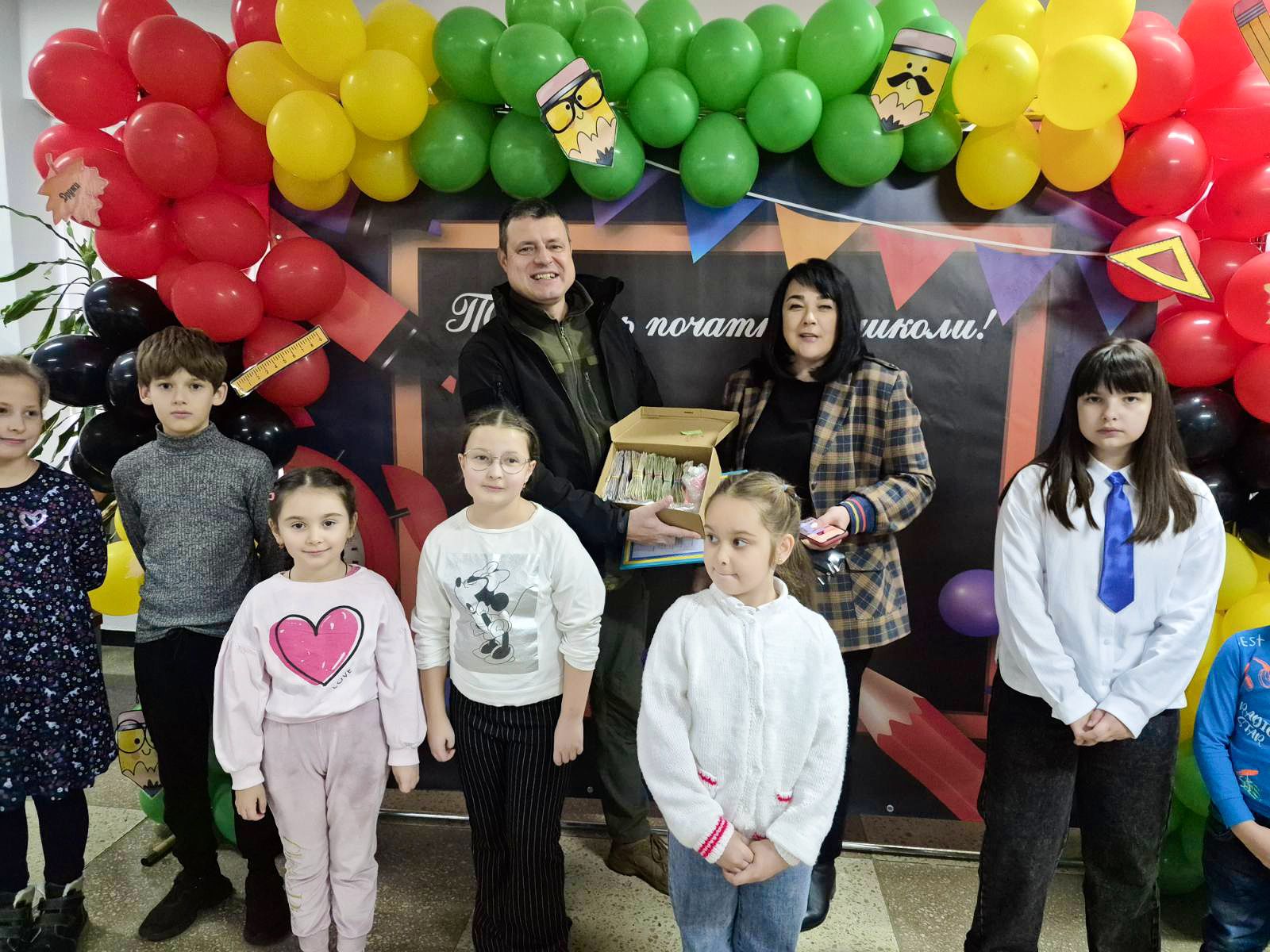 діти, повітряні кулі