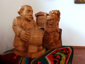дерев'яні фігури, чоловіки