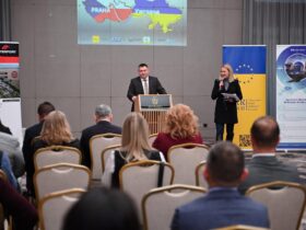 люди, виступ