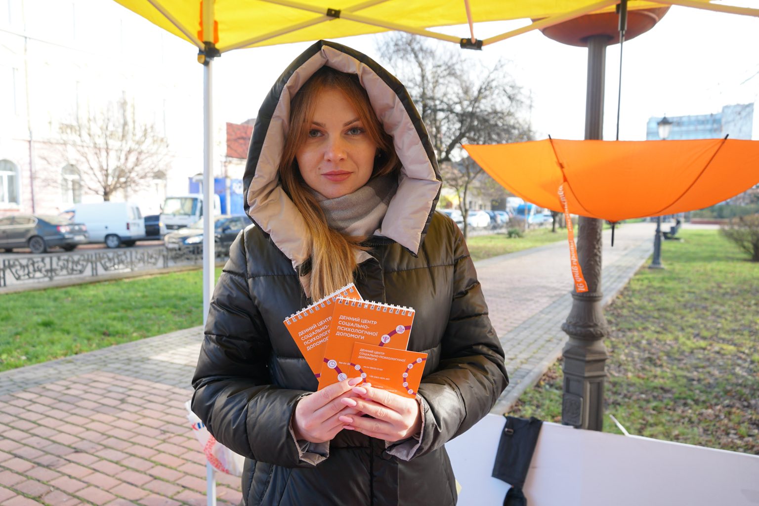 жінка, парасолька