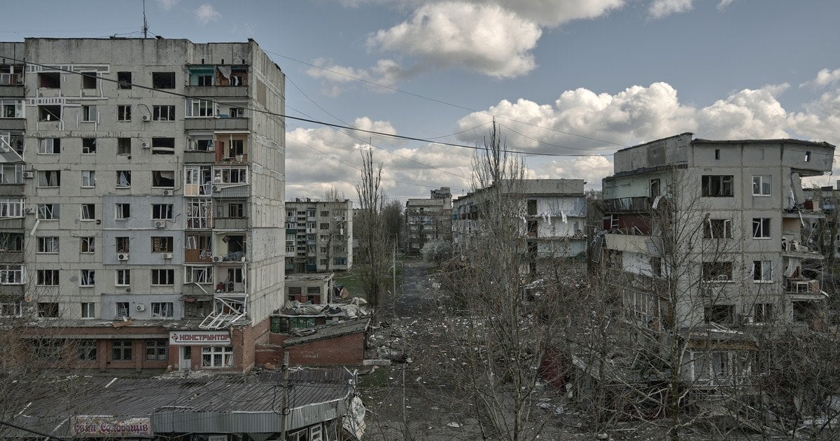 місто, руїни