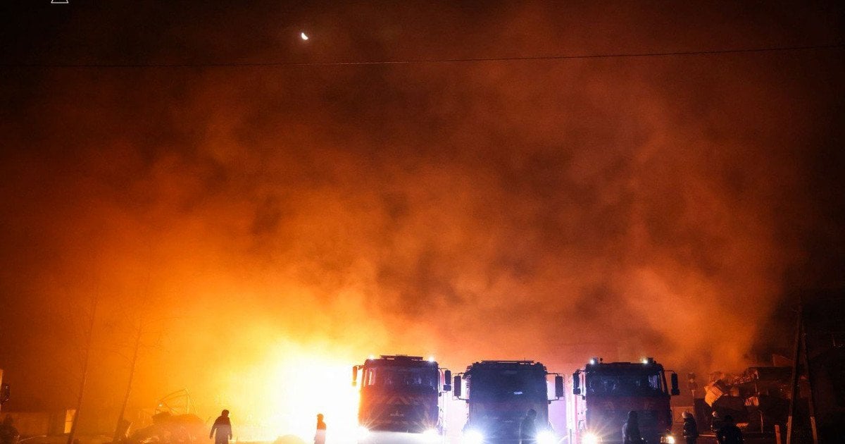 вогонь, ніч