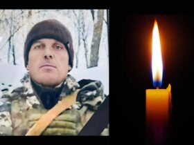 чоловік, свічка