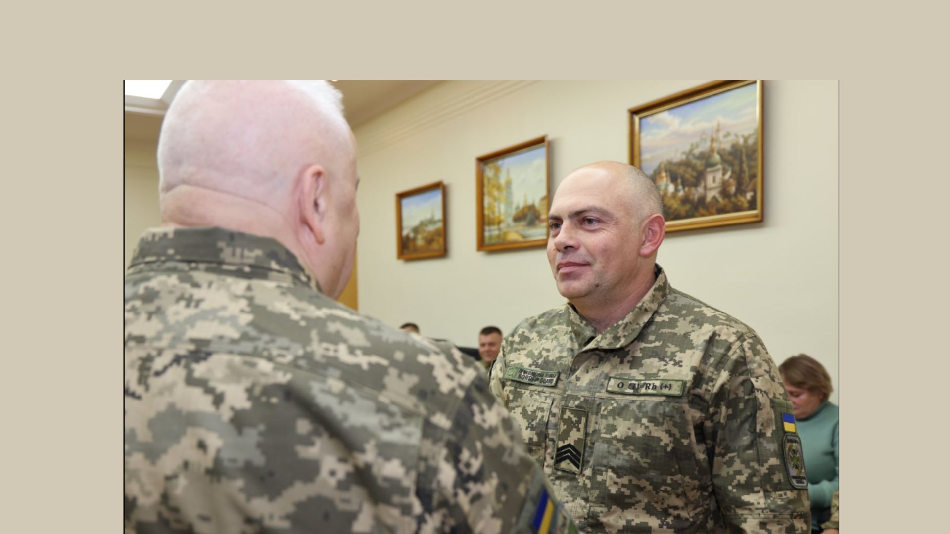 чоловіки, військові