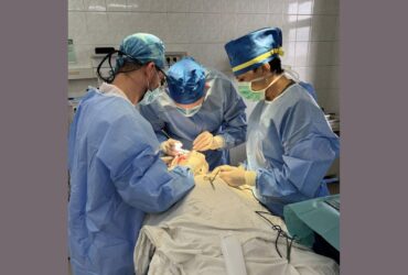 лікарі, операція