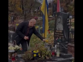 чоловік, цвинтар