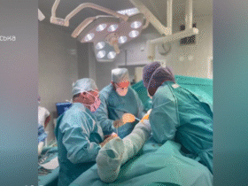 хірурги, операція