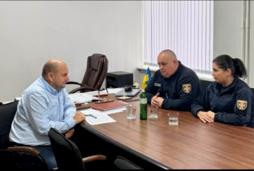 рятувальники, люди