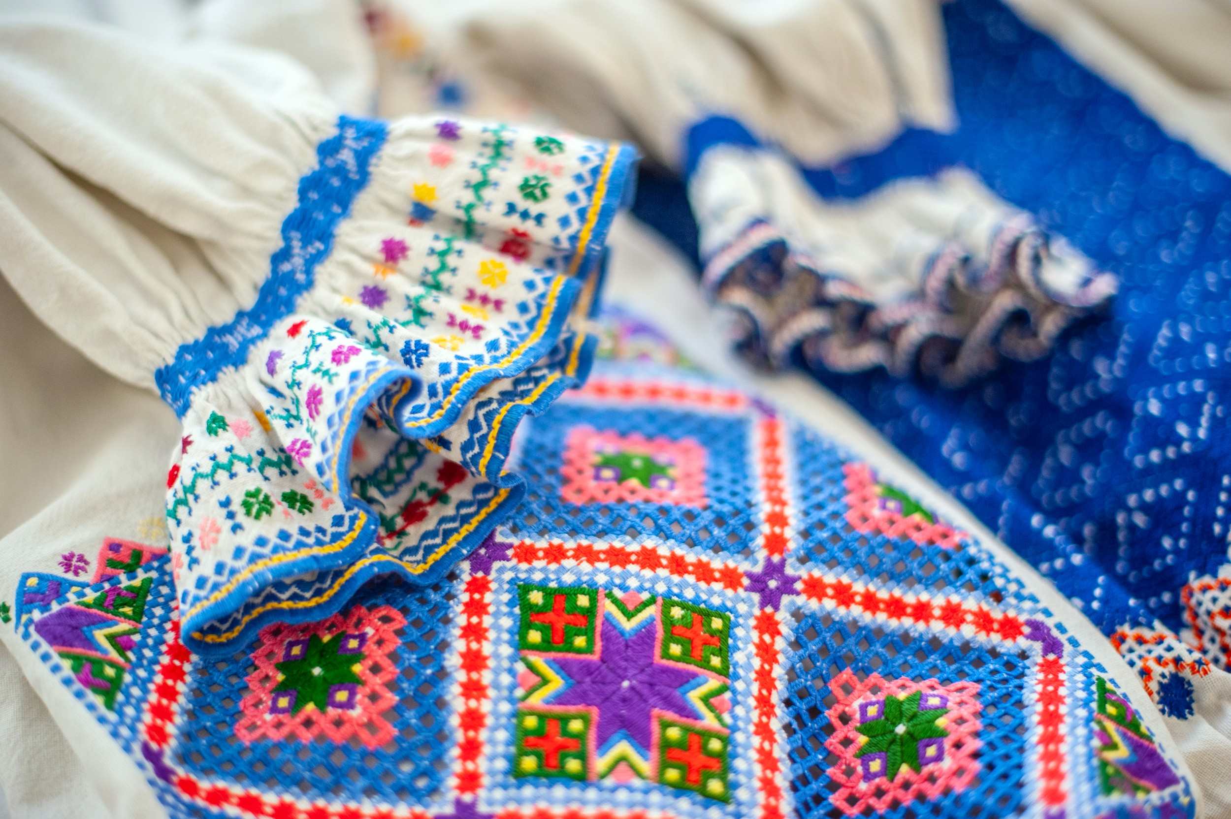 вишивка, одяг