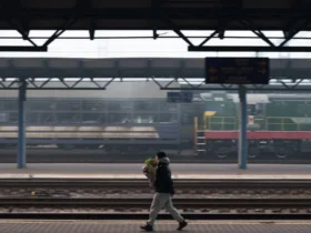 поїзд, хлопець