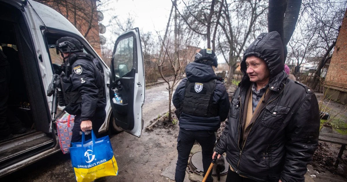 люди, авто, дерева