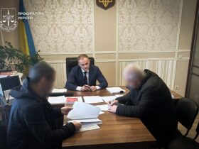 чоловіки, документи