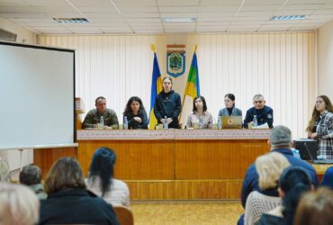 люди, трибуна