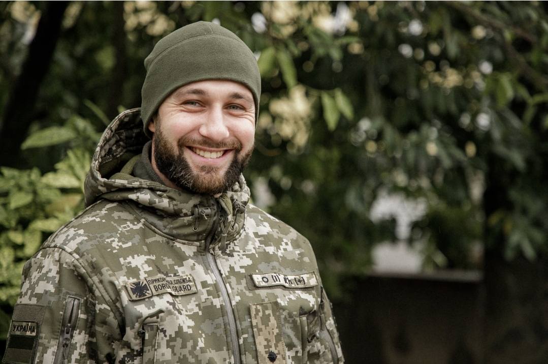 чоловік, військовий