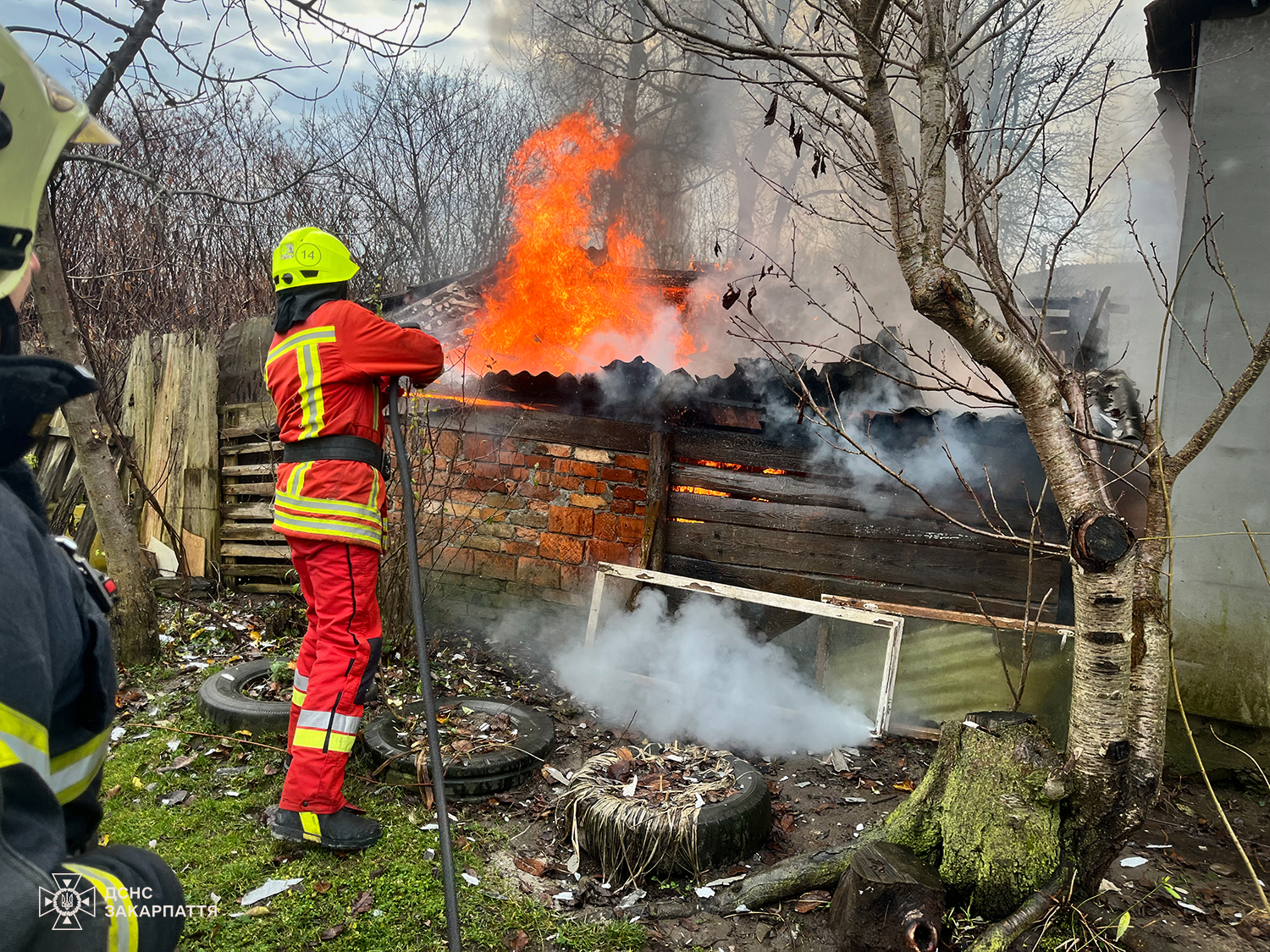 вогнеборець, вогонь