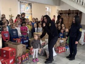 діти, пакунки