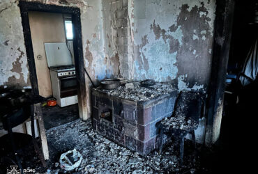 кімната, плита