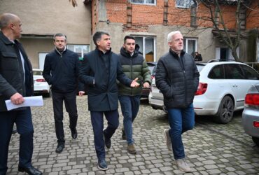 люди, вулиця