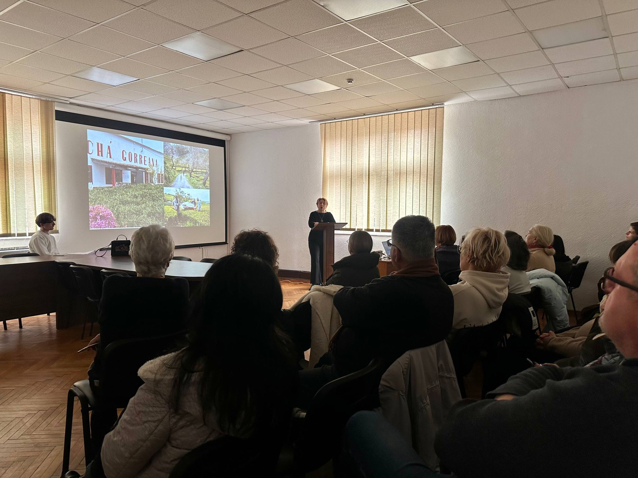 люди, подія