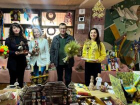 люди, сувеніри