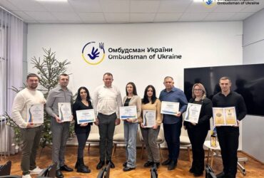 люди, приміщення, ялинка