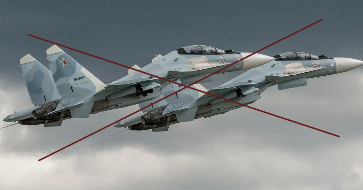 літак, хмари