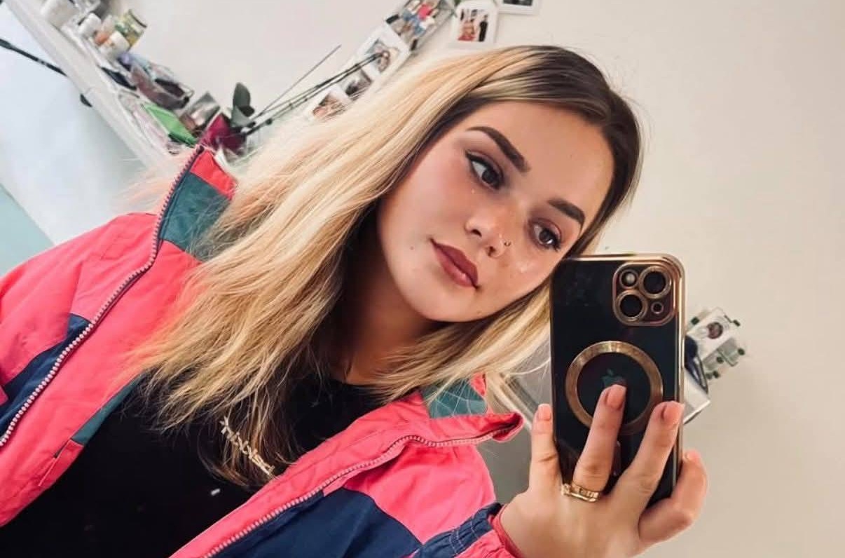 дівчина, фото