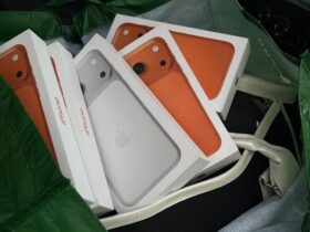 смартфони, сумка