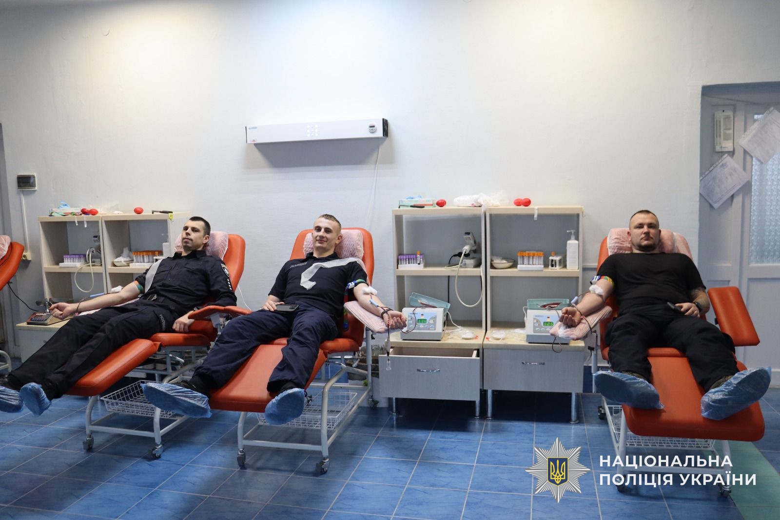 чоловіки, захід