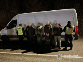 чоловіки, авто