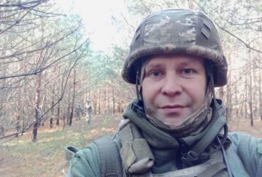 чоловік, ліс